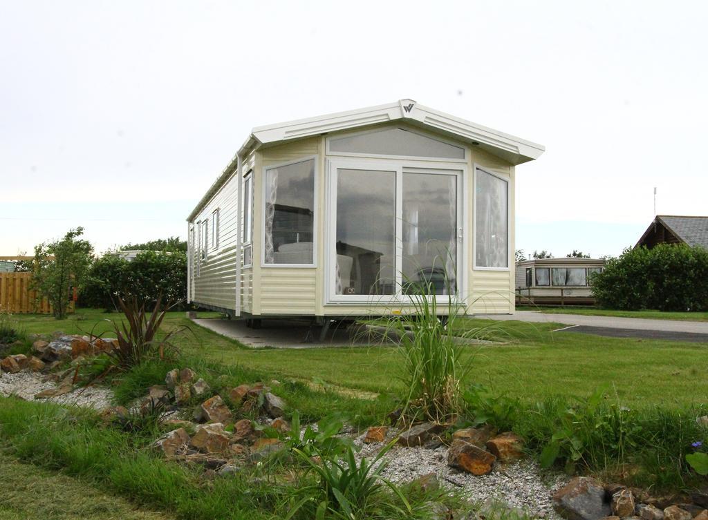 Widemouth Fields Villa Бюд Екстериор снимка